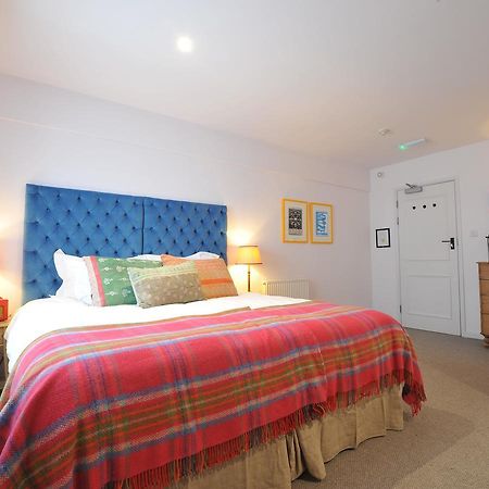 The Narrowboat Hotel Reading Exterior photo