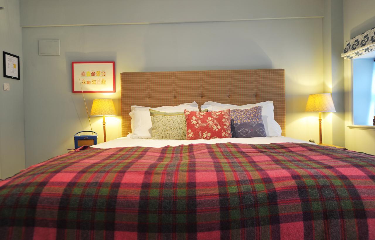 The Narrowboat Hotel Reading Exterior photo